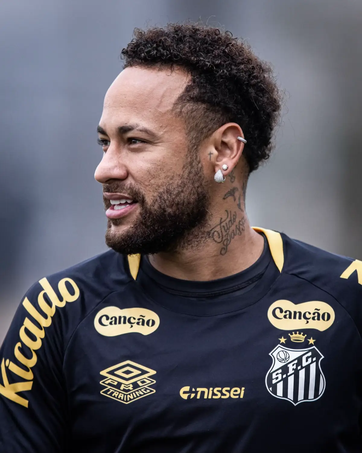 O Príncipe Neymar Jr no treino de hoje! ⚪️⚫️ #Santos #SantosFC #TikTokEsportes #Neymar #NeymarJr 