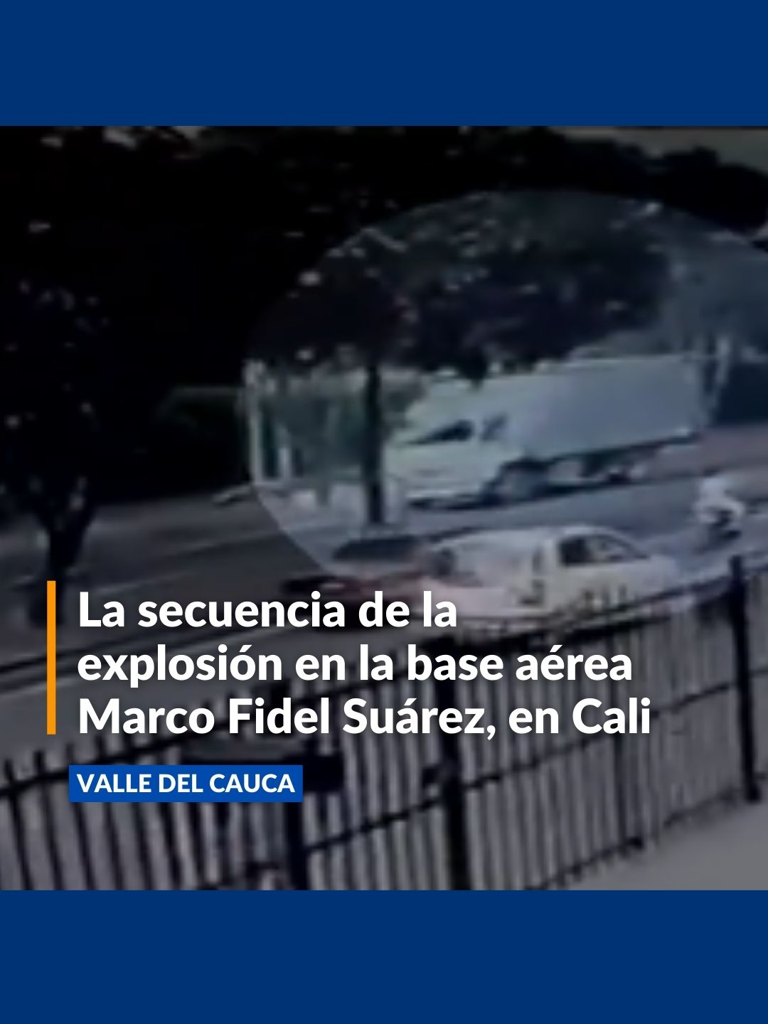 Una cámara de seguridad grabó el instante en el que estalló un camión bomba que mató a siete personas y dejó heridas más de 70 en Cali. Las imágenes muestran el momento exacto de la explosión. Ampliación en noticiascaracol.com