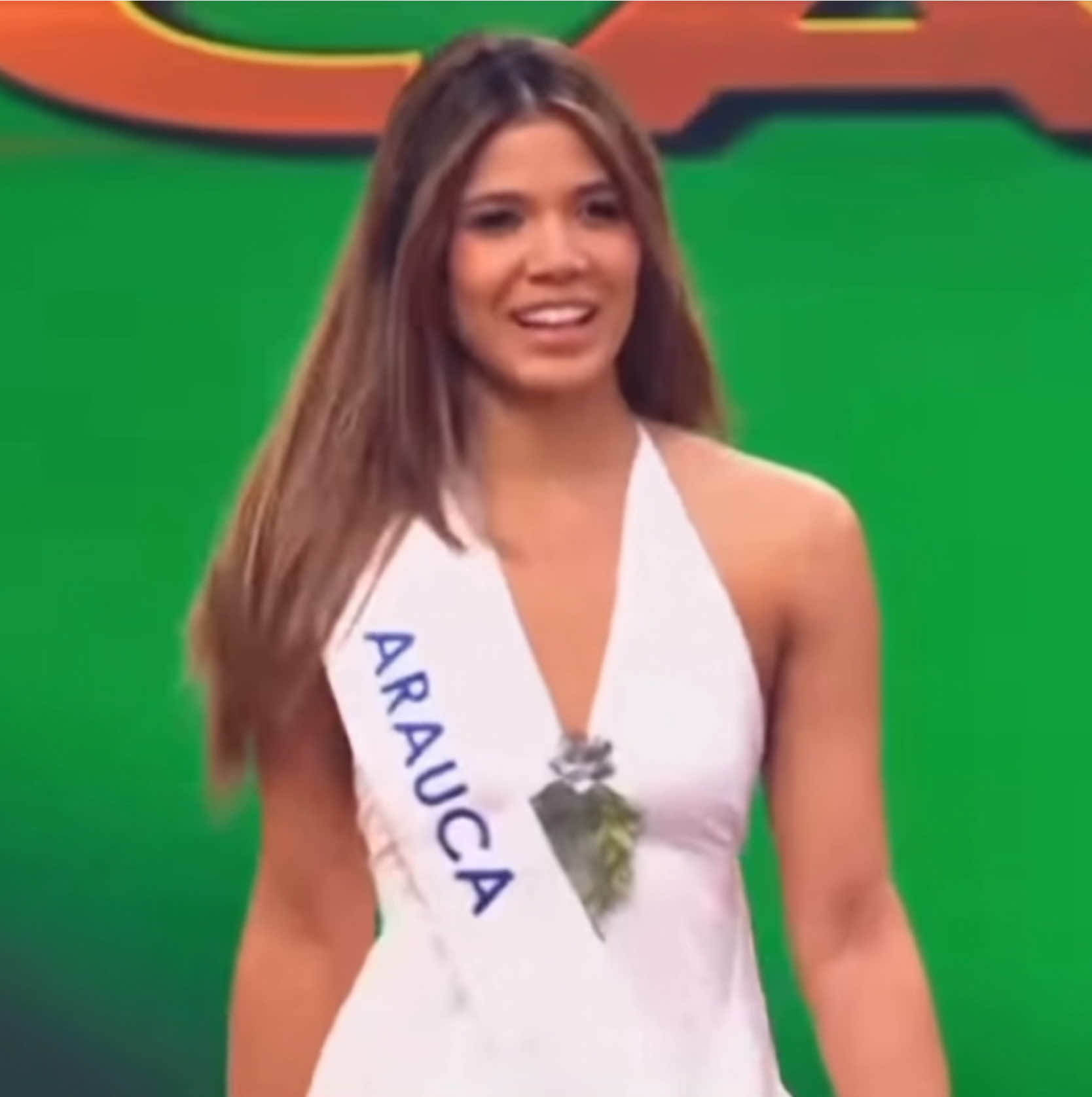 IG: Adrihernande #missuniversecolombia #MUC 