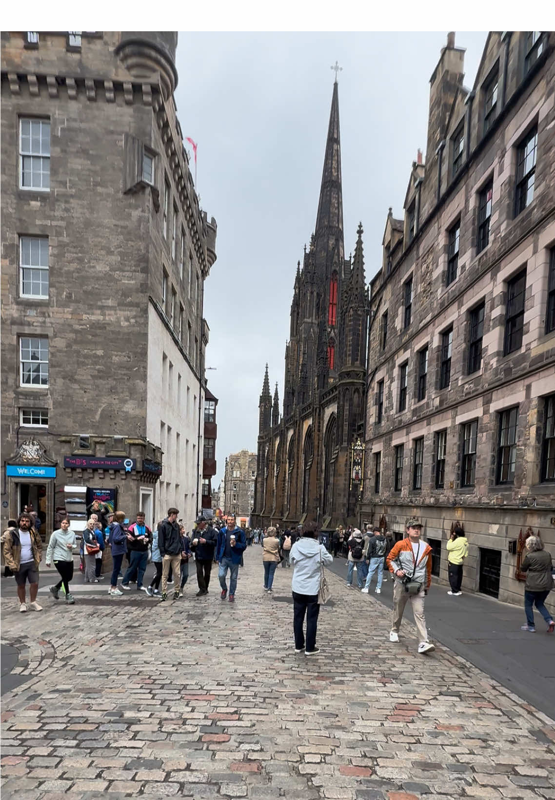 walk in edinburgh scotland #edinburgh #edinburghscotland #enjoyinglife #viral_video 