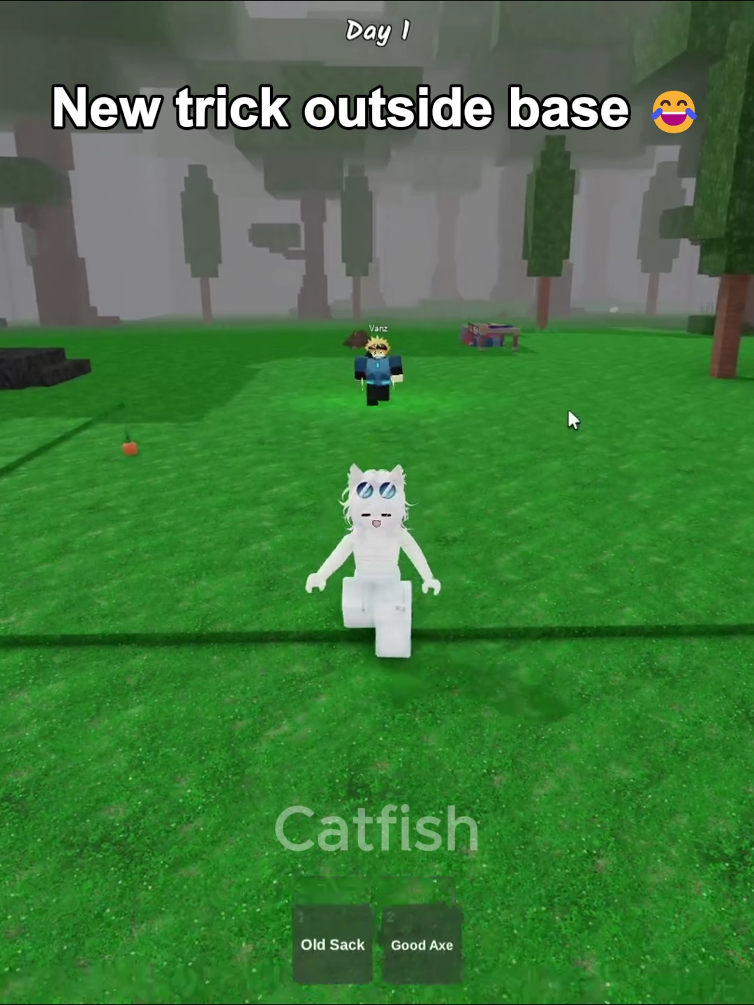 New trick outside base 😂 #99nightintheforest #roblox #usa
