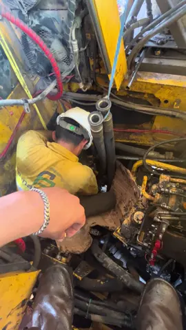 laki laki tidak bercerita tiba-tiba buka pompa 3😭#kulitambang👷 #tambangbatubara #mekanikalatberat #wongjowo 