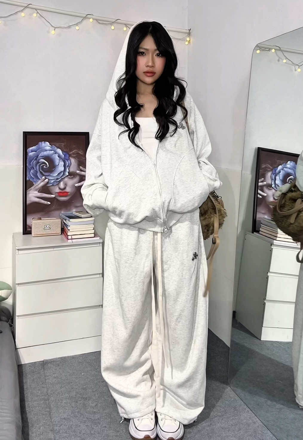 Bộ nỉ 2 da logo kim loại #setboxinh #outfitideas #abhouse #outfit #tiktokviral 
