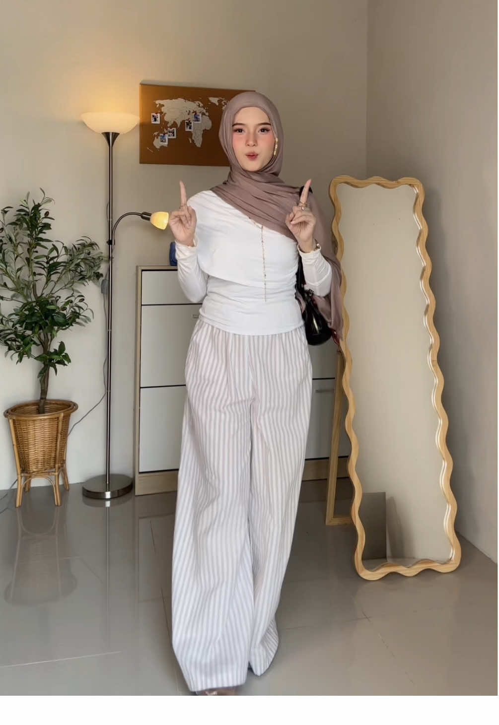 outfitnya udah aku spill di vt setelah ini💗