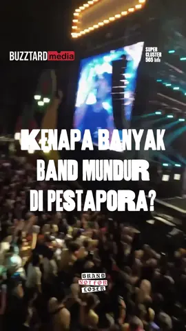 Ada apa sih sama Pestapora dan PT Freeport?  Beberapa band tiba-tiba mundur, bukan karena masalah teknis, tapi karena urusan sponsor. Ini bukan cuma soal musik lagi, tapi soal prinsip. Keputusan mereka ini bikin heboh dan memicu perdebatan panas. Menurut kalian, ini aksi keren atau cuma gimmick?  #pestapora #freeportindonesia #buzztard #supercluster505