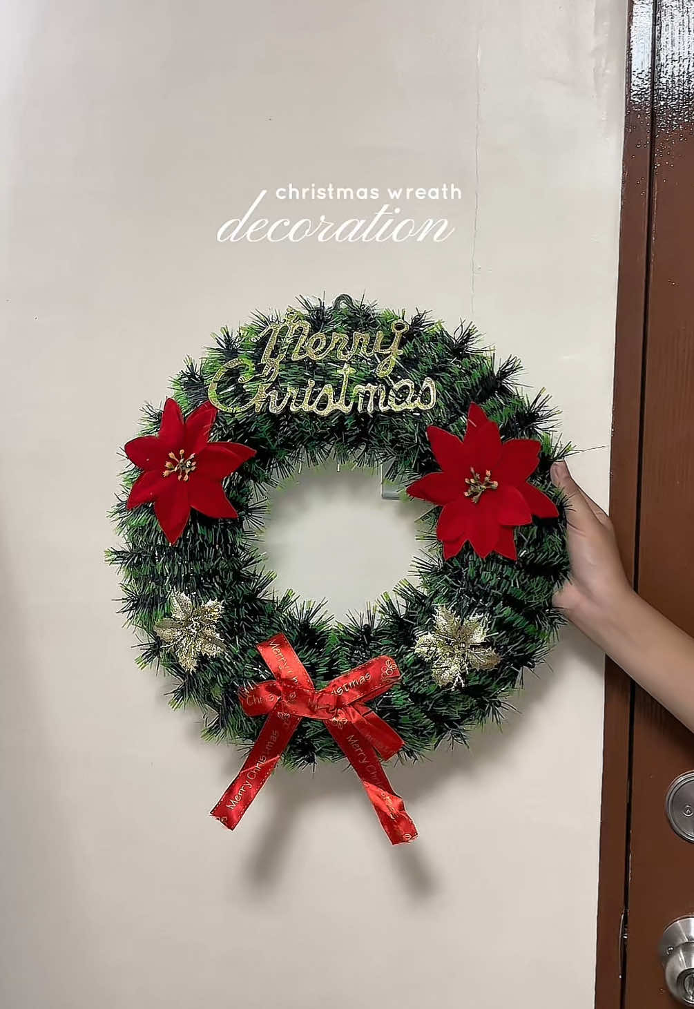ready na ba christmas decorations niyo?🎅🎄 #christmas #christmasdecor #decoration #xmasdecor #christmaswreath 