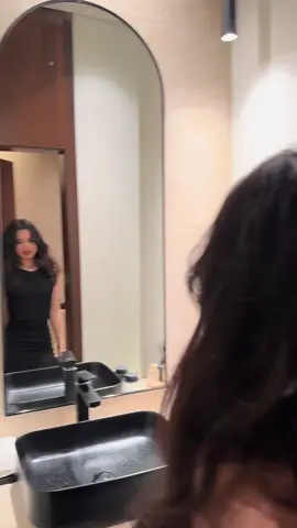 لاتفوتكم عروض اليوم الوطني عندنا تبدأ اسعار الفساتين من ٩٥﷼💃🏻💃🏻! #viral #fyp #اكسبلور 