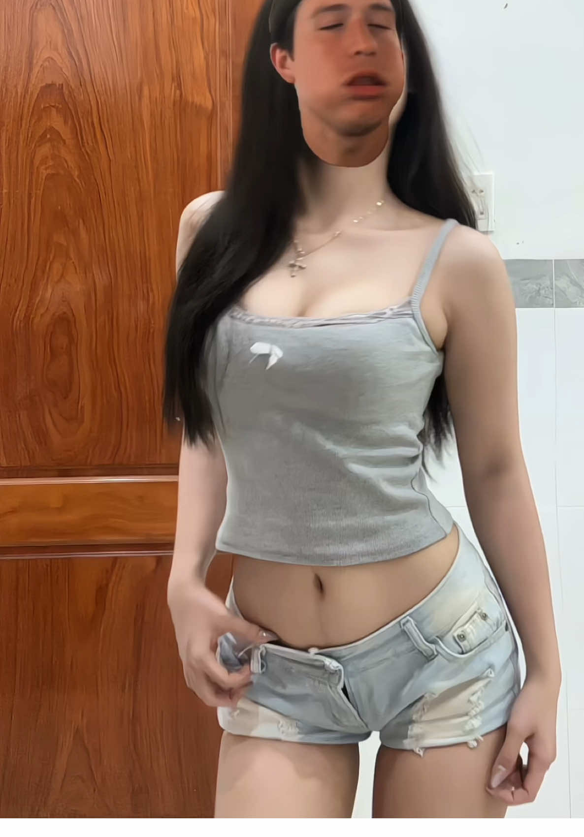 👀