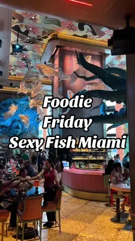 The next time you’re in Miami, you definitely have to stop at Sexy Fish! Such a good meal plus great photo ops with all the beautiful decor 😍