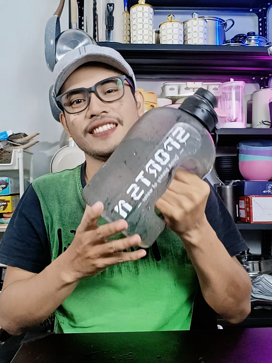 Botol Minum Jumbo Kapasitas 2,7 Liter
