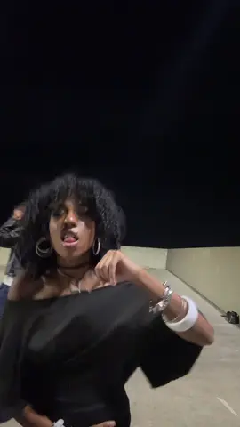 😛