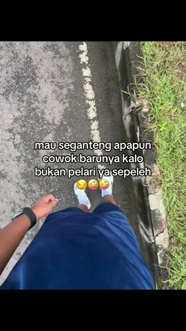 Haha #sepaturunning #pelarikonten #funrun #binsik #fyp 