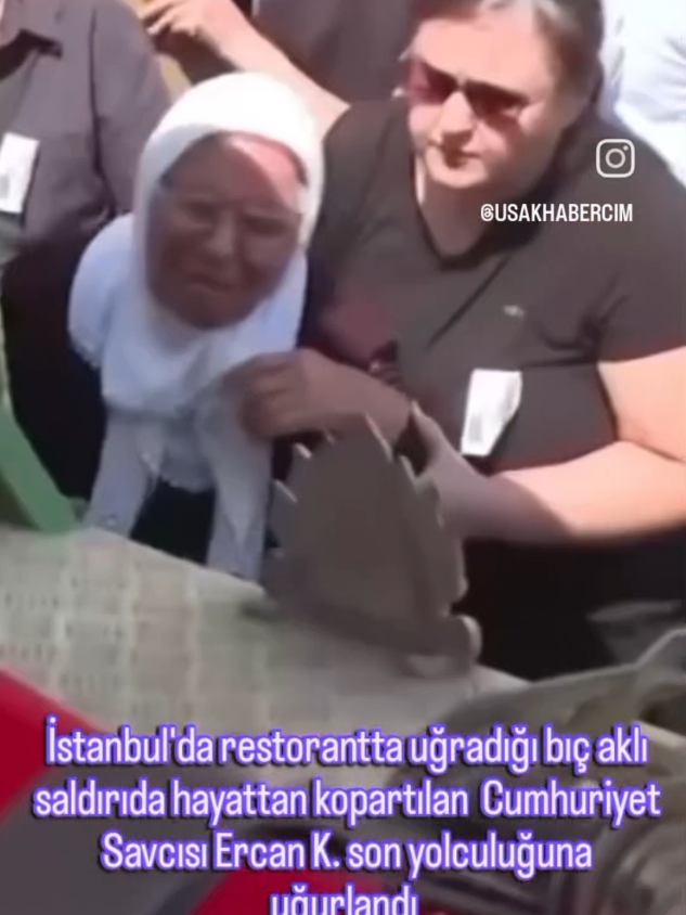 İstanbul'da restorantta uğradığı saldırı sonucu yaşamını yitiren Cumhuriyet Savcısı son yolculuğuna uğurlandı. #savcı #istanbul #kesfetteyiz 