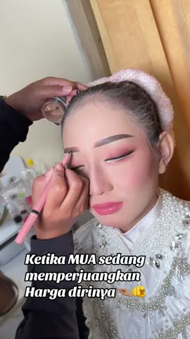 Jangan senggol 🗿🗿🗿 Info PL 083191151243 #mua #makeupartist #makeupwedding #muakebumen #makeuptransformation #muapurworejo #makeuptutorial 