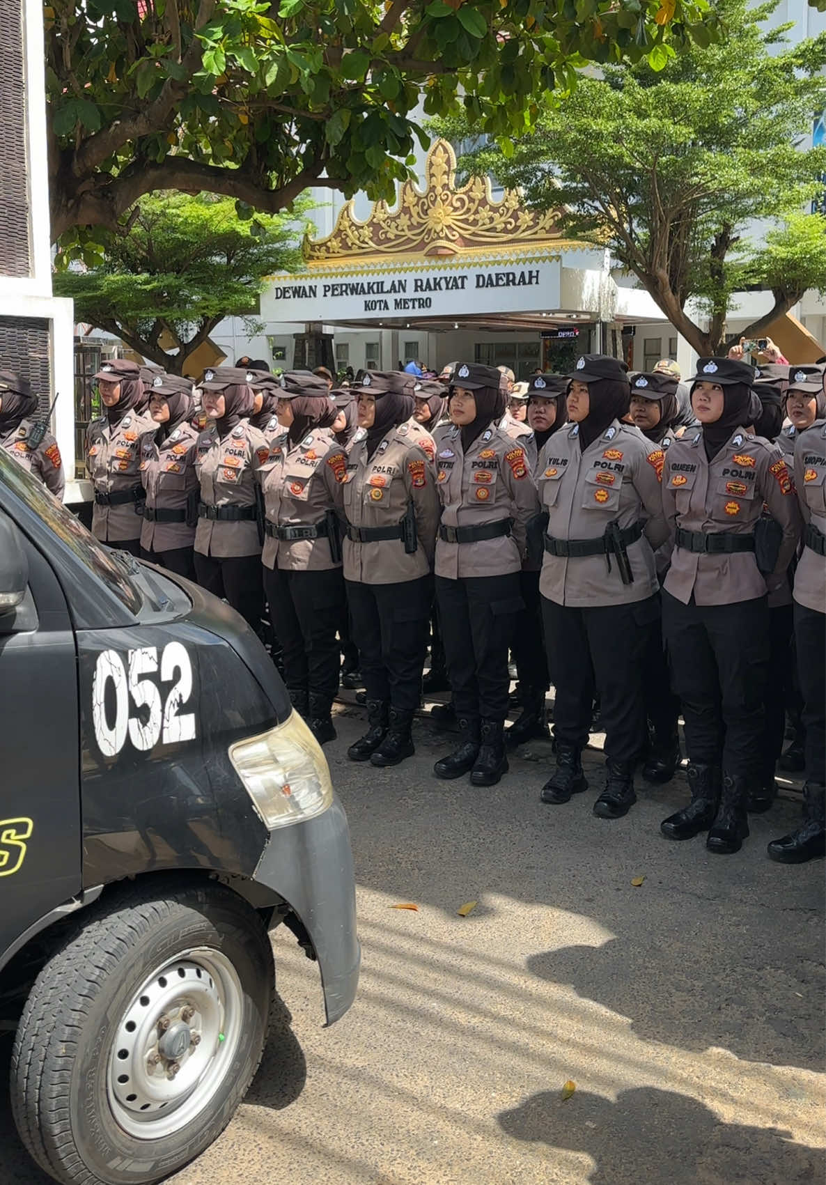 Polwan juga bisa jadi Emak-emak Racing😁🔥 Selamat Hut Polwan 1 september 2025 #polisiindonesia🇮🇩 #kotametrolampung #PolresMetro #hutpolwan 