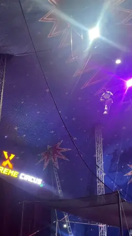 tamang swing lang sa ere HAHA #euroextremecircus #fyp #fyppppppppppppppppppppppp 