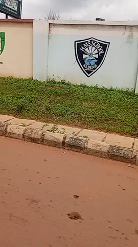 Lalle wannan saqon yanada fa'i'doji da yawa.