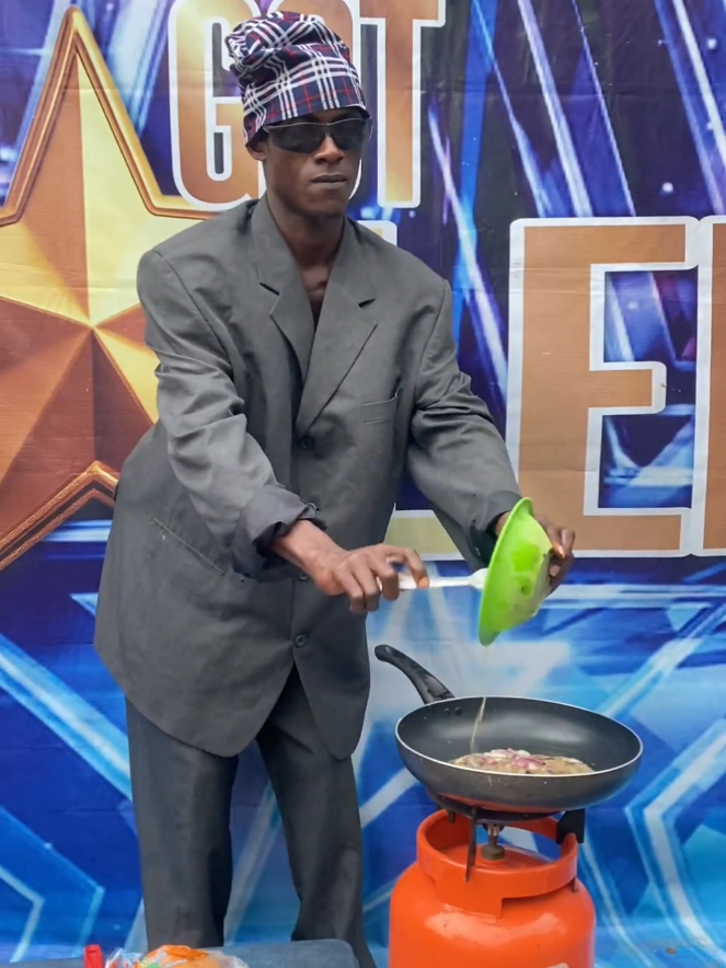 ohh no 😯😱 This fried egg magic skills is so impressive that make judges weep on got talent 😱 #amricangottalent #britainsgottalent #simoncowell #sofiavergara #sofia 