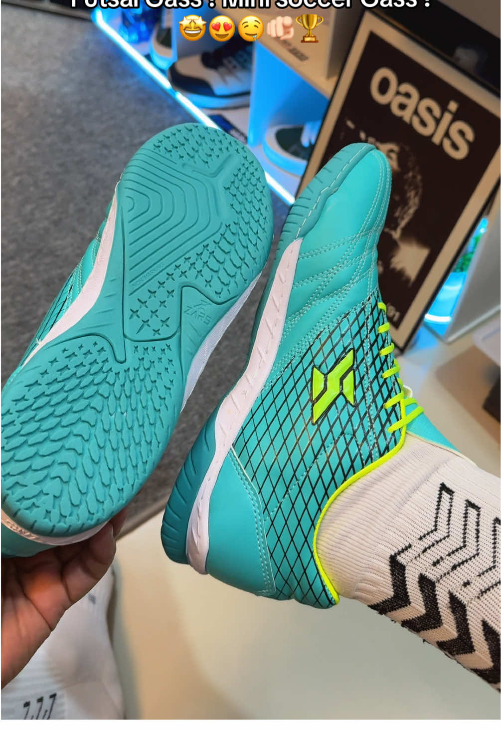 Sepatu futsal zars original produk lokal indonesia, dibuatnya di tangerang cuy #sepatufutsal #sepatufutsaloriginal #lokalbrand 