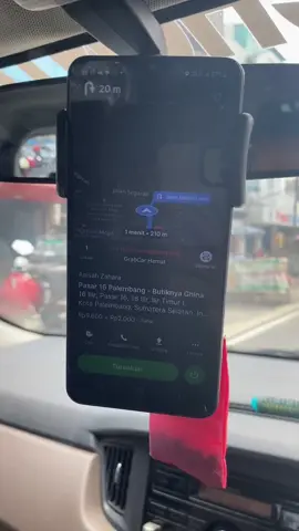 Mobil harga ratusan juta di buat gak ada harga diri nyaa 👊#palembang #grab #grabcar #fyp 