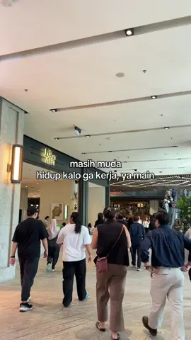 kalo ga kerja ya ngopi