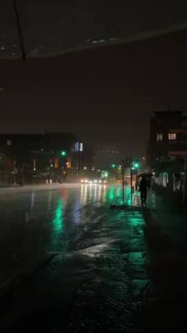 J love going out in Rain, it feels like therapy #fypシ #roadtolk #fyp 