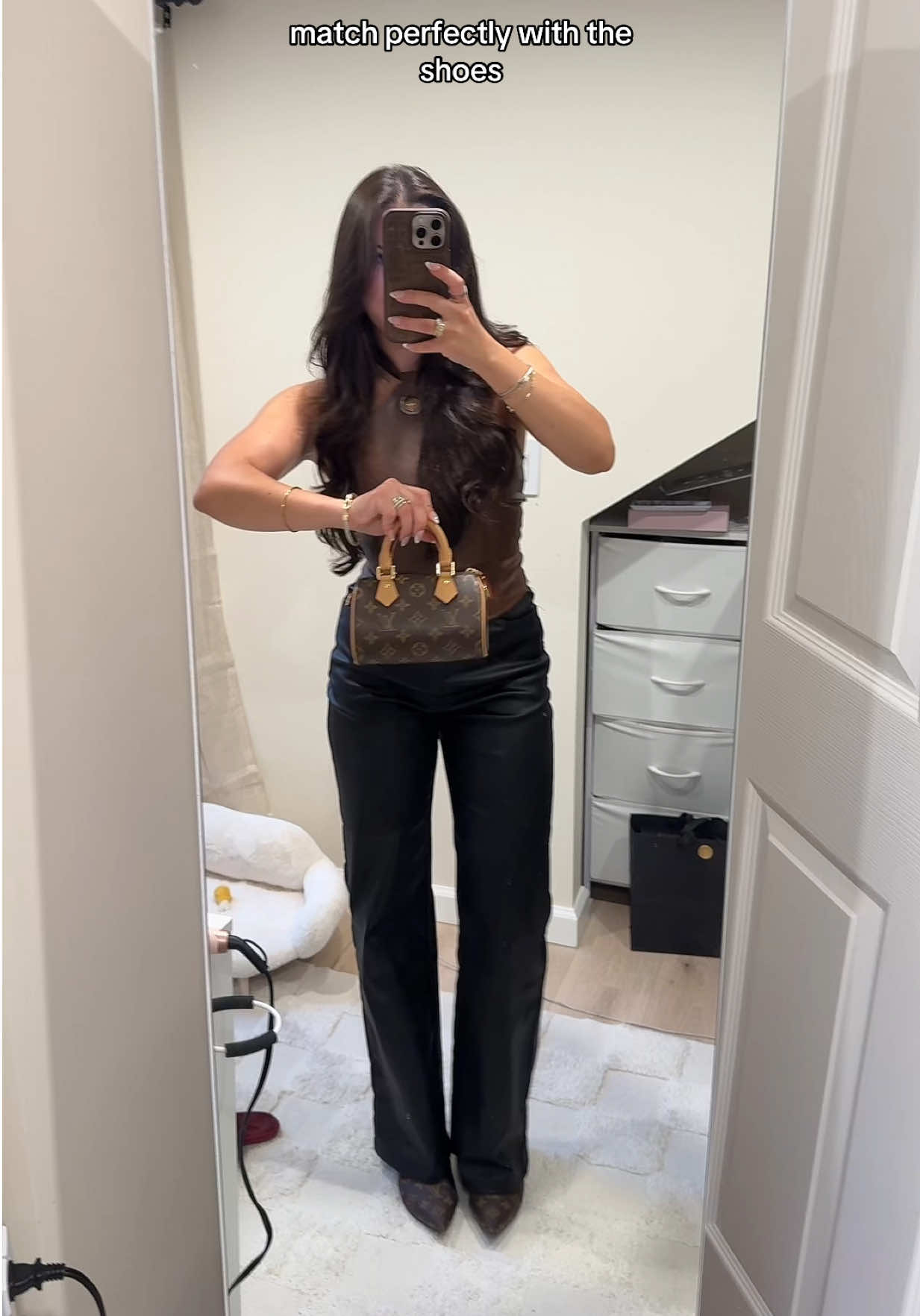 #falloutfitinspo #fallootd #falloutfit #leatherpants #leatheroutfit 