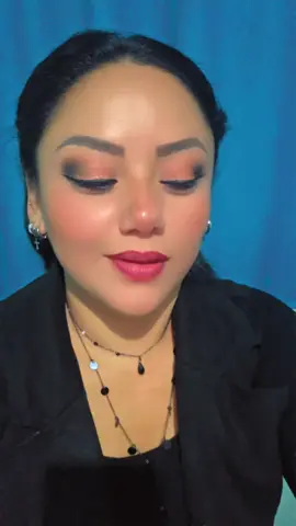 bello tema en una bella voz #maquillaje #yo #diana #ecuador #dayanara
