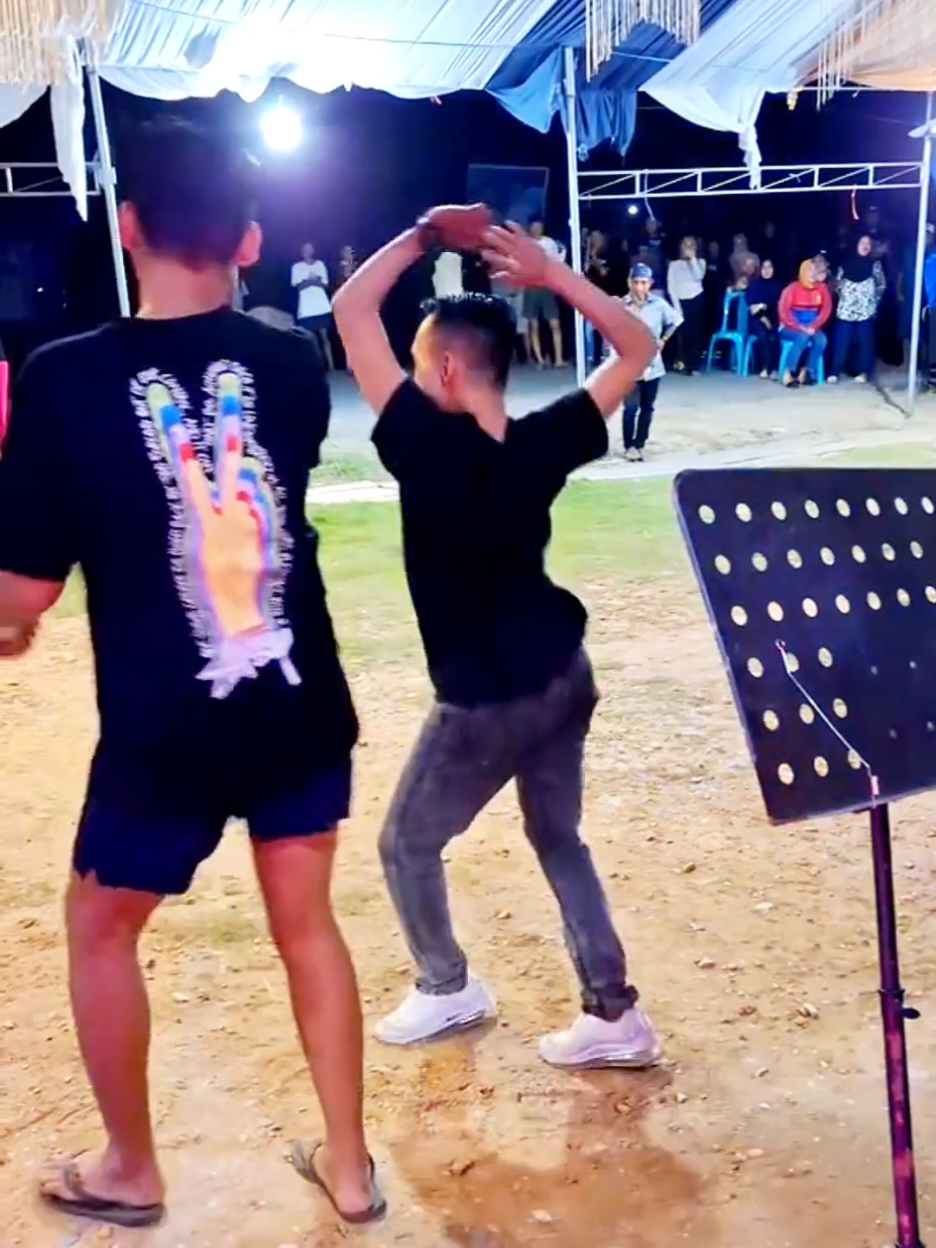 Membalas @andry.0989 yang agak lambat pakai Pert4lite kak, kalau yang kaku itu pake miny4k tanah #🤣🤣🤣 #lulo #ngakak 