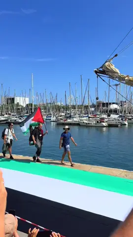 berita terbaru terupdate hari ini seluruh Dunia bergerak menuju Gaza Palestina dan aliansi ini dinamakan  Global movement to Gaza Palestina  @globalmovementtogazaeire  @globalmovementtogazausa  @globalmovementtogazatn  @globalmovementtogaza.uk  @globalmovementtogaza.ger 