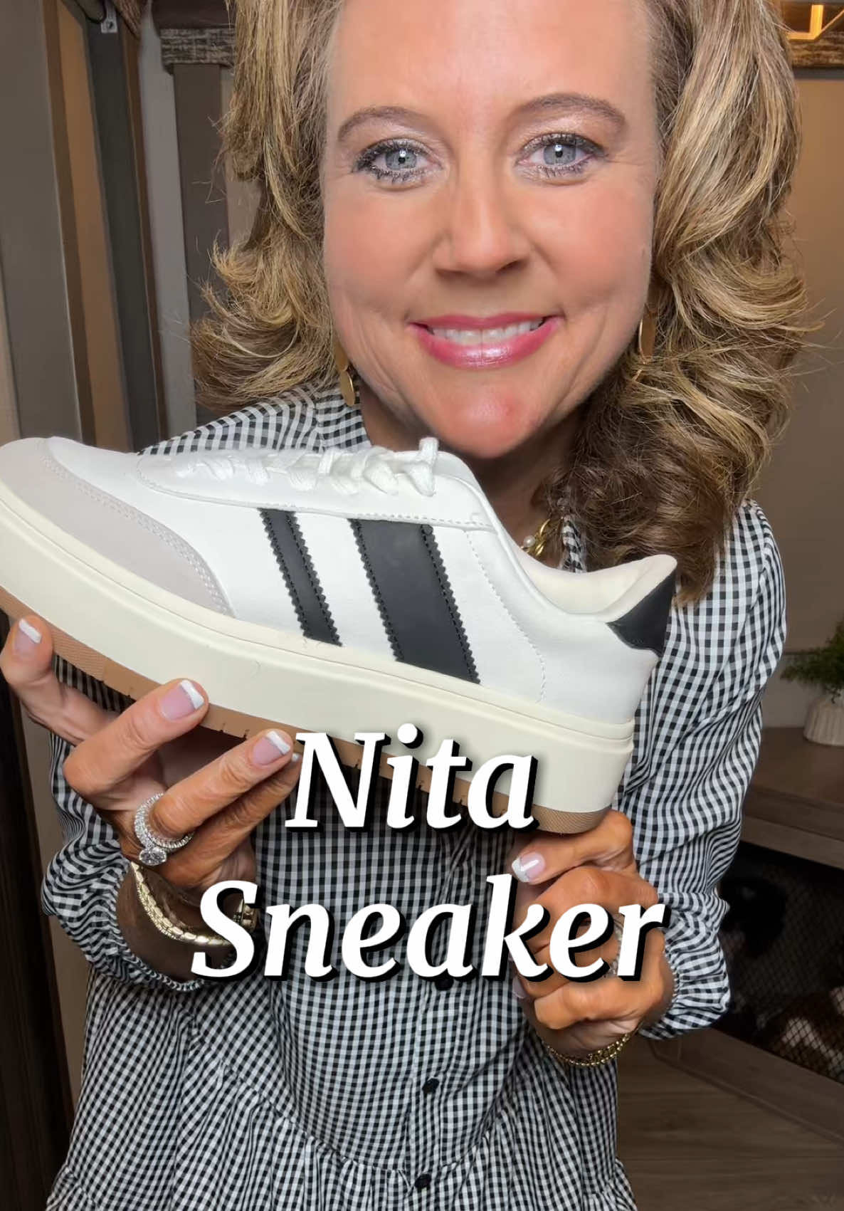 Love my Nita sneakers with memory foam! So cute and comfortabke@Project Cloud Shop #sneakers #sneakerstyle #memoryfoam #shoes #tennisshoes #casualstyle #tiktokshop #tiktokfinds #tiktokshopcreatorpicks #streetwear #comfykicks #chicandcomfy #laceup 