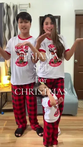 Naubusan kami last year nitong Christmas pajama set ng sizes and design. hahaa ayoko na ulit maubusan 🥰 Christmas family outfit  family terno pajama set  reunion family outfit  New year family outfit #christmaspajamaset #familyternopajama #Christmafamilyoutfit #newyearfamilyshirt#ternopajamachristmas 
