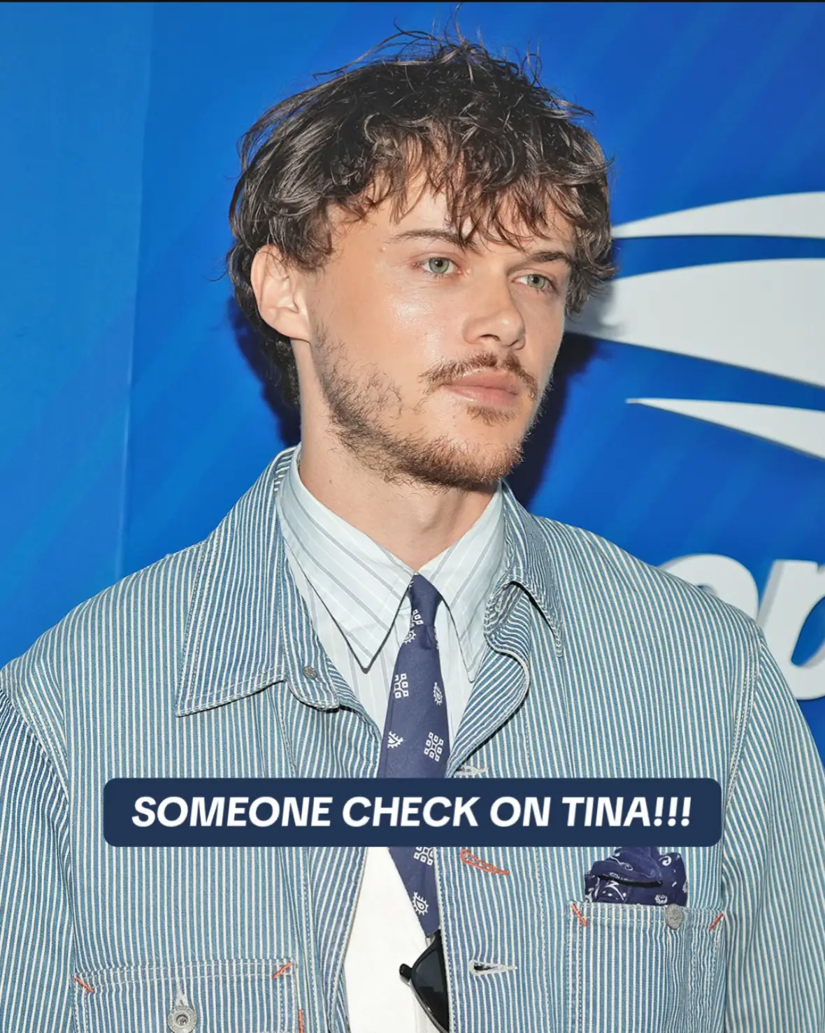 christopher. keep doing whatever you did on this look, lawd #chrisbriney #christopherbriney #conradfisher #thesummeriturnedpretty @abbidicenso how’s tina coping😎