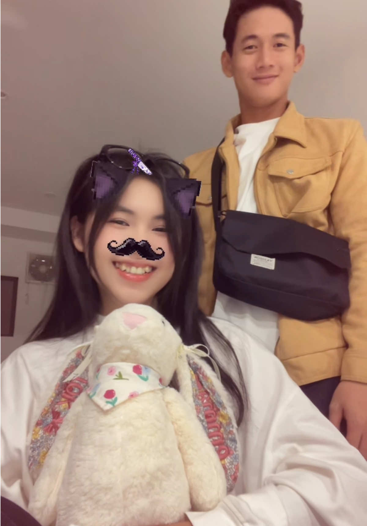 bé jellycat được chị bé kia tặng cho cúp le 🫶🏻 huhu dễ thương kinh khủng khiếp ý 🫂 #couplehotran #tranquangkhai #emma0452 #couple #thankyousomuch