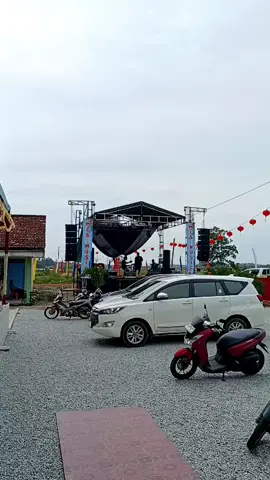 Tes Sound buat DJ malam ini..