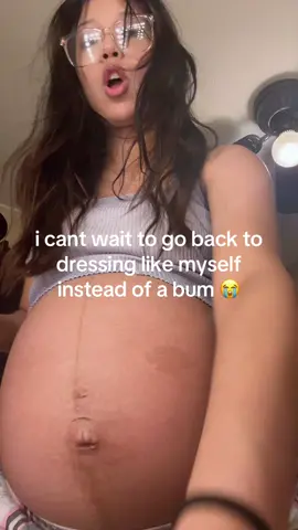 i can't wait till i can wear JEANS #pregnantbelly #34weekspregnant #pregnancybump #pregnanttiktok #pregnanttiktok 
