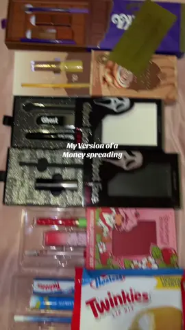 My version of a money spread  @Glamlite #glamlite#lipkit#logantheempress #lipcombo 