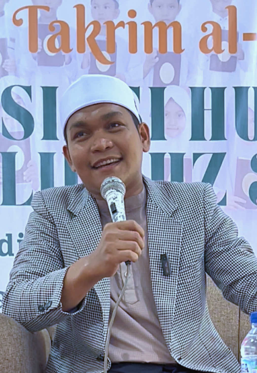KESUKSESAN ANAK DIDIK SANGAT KETERGANTUNGAN PADA KEBERHASILAN DIDIKAN ORANG TUA 
