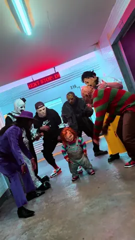 (Hoody Hoo!) Buckle up, knuckle up (what you wanna do?) 😈😂 @thicmyers @Real SoCal Leatherface™ ⛓️🪚 
