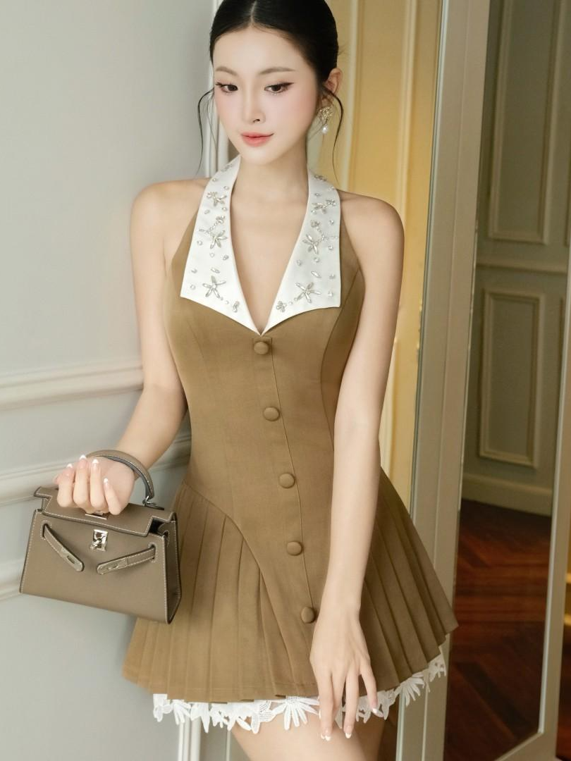 @khiet_official Đầm mini dáng xòe xếp ly Khiết, thiết kế cổ halter cách điệu đính hoa đá tone caramel sang trọng KD303#khiet #vayditiec #myoutfit