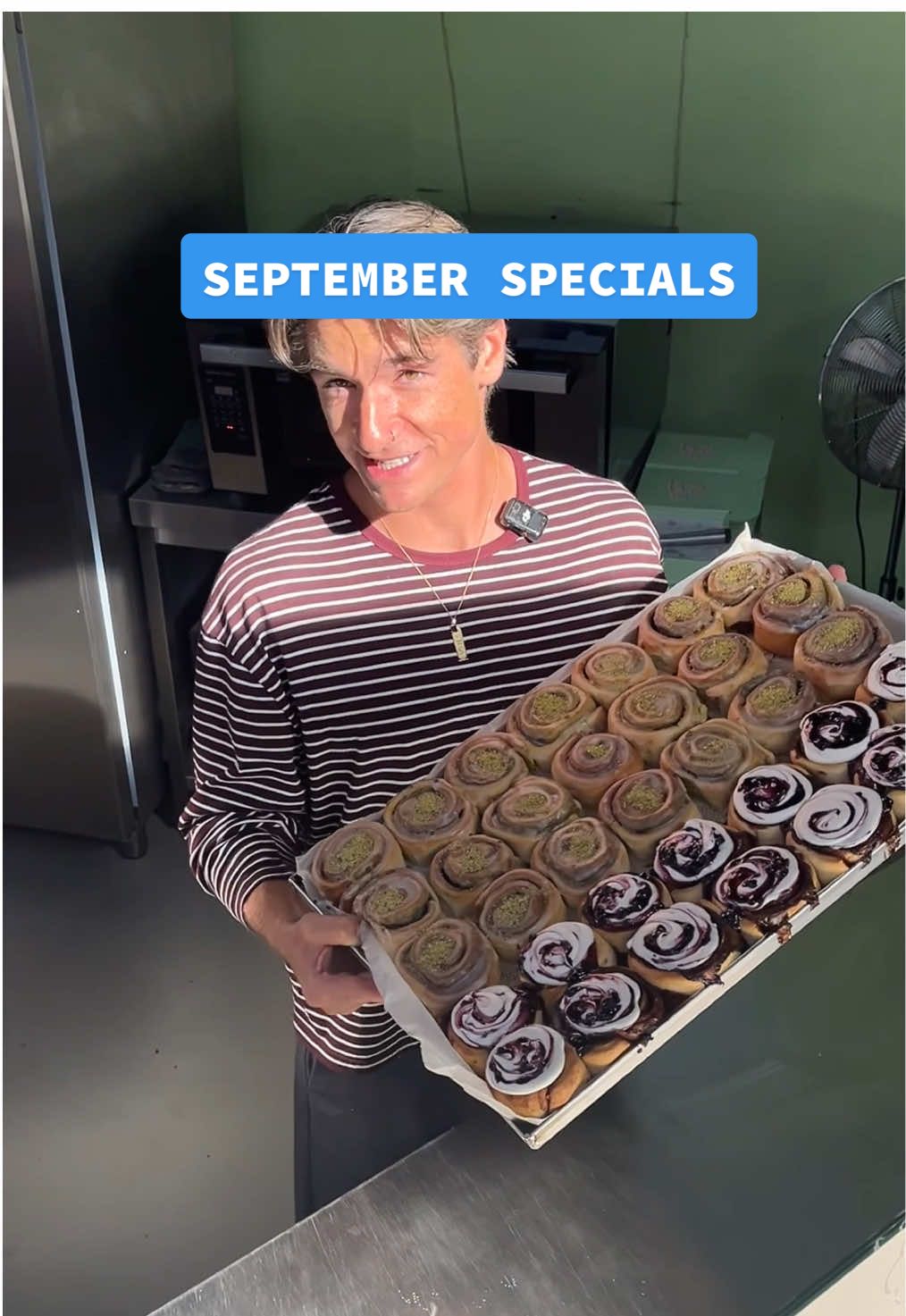 Come try these bad boys untill the end of September😎 #matcha #pistachio #cinnamonroll #bakery #lemon 