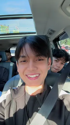 rame rame ada siapa aja mau kemana nih?
