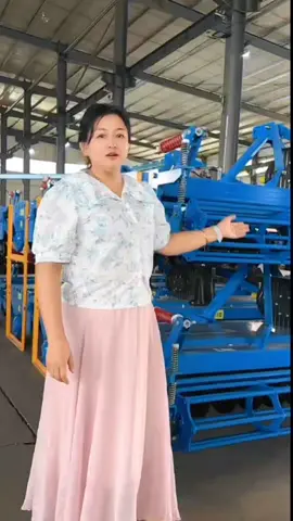 30 export-oriented multi-purpose tractor-drawn rotary tillers were shipped to foreign customers. They are simple and flexible to operate, economical and practical, suitable for use in various complex terrains, reducing labor intensity and improving work efficiency, making them a good helper for agricultural planting.#Factory #tractor #daily #tiktok #fyp #rotary tillage#agriculture#Agricultural planting#agricultural machinery#export trade#Factory sales