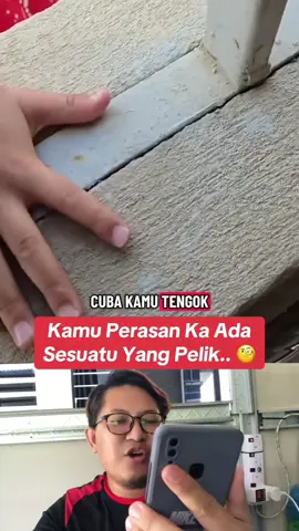 Kamu Perasan Ka Ada Sesuatu Yang Pelik.. 🧐 #videolucu #videoseram #videoviral #videoreaksi 