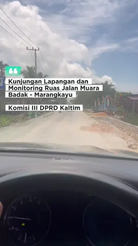 Mendapat Laporan Masyarakat Bahwa Pelaksanaan Pekerjaan Jalan di Kec Marang Kayu dalam mengaduk Semen dan Pasir menggunakan Air Asin di  hawatirkan tidak bisa rekat/kuat sehingga kualitas pekerjaan di ragukan . Kami melakukan sidak mengecek langsung, dan ternyata benar sebagian memang ada tapi sudah di Bongkar kembali setelah di ketahui oleh pengawas . Kami memberikan teguran agar tidak di ulang kembali, dan Kontraktor Pelaksana agar lebih meningkatkan pengawasan terhadap para pekerjanya.
