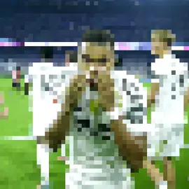 Attention 🤌🇫🇷🐢 #mbappe #tiktok #football #fyp