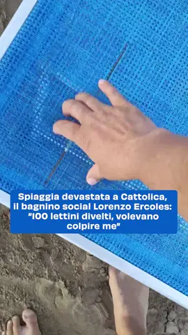 Un risveglio amaro per Lorenzo Ercoles, bagnino e volto social della Riviera.  All’alba di oggi ha trovato il suo stabilimento, il Bagno 76-77, distrutto:  oltre 100 lettini tagliati  diversi ombrelloni danneggiati 👉 Le immagini delle telecamere mostrano persone con caschi integrali, arrivate di notte. Un blitz mirato, che lascia pochi dubbi. 📹 In un video diventato virale, Ercoles racconta:  