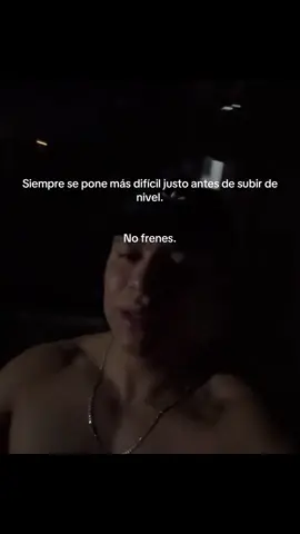 . *No frenes* cuando las cosas se pongan difíciles. Recuerda que: - Cada desafío es una oportunidad para aprender y crecer. - La perseverancia y la determinación son clave para superar los obstáculos. - El éxito no es un destino, sino un proceso de crecimiento y mejora continua. *Sigue adelante* y no te rindas.
