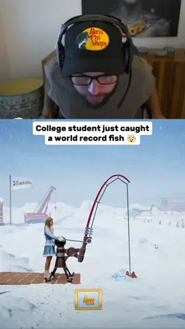 College student just caught a world record fish 🤯 #kickstreaming #streamer #bigfish 