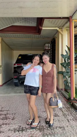 Nag tour Kami sa Acienda ni Madam @Amelibit1120 Du30👊👊 !! Thank u sis❤️❤️❤️#queenofdadancefloorhawaii🌺🌺🌺 #thankulordforeverything♥️🙏 #beaninsperationtosomeone #tiktokphhawaii💐🌷🌸🌹🌻 #goalachiever 